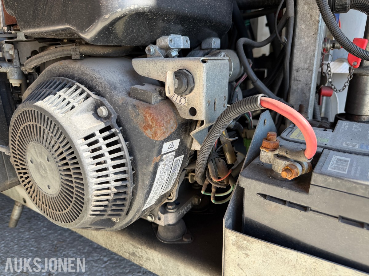 RME M75 asfaltfugemaskin