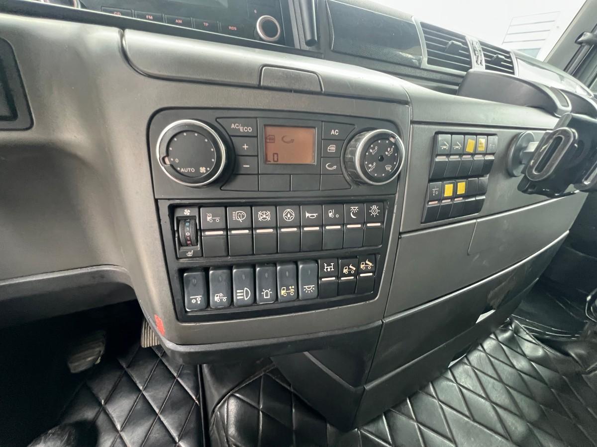2009 MAN TGX 33.680 V8