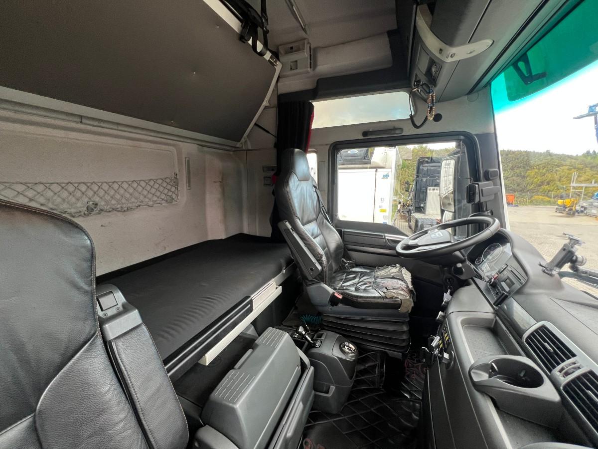 2009 MAN TGX 33.680 V8