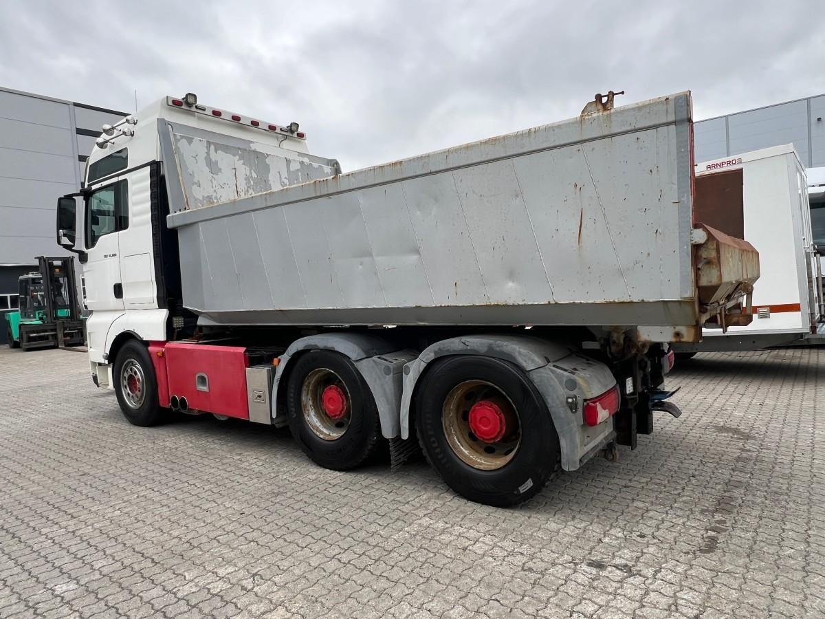 2009 MAN TGX 33.680 V8
