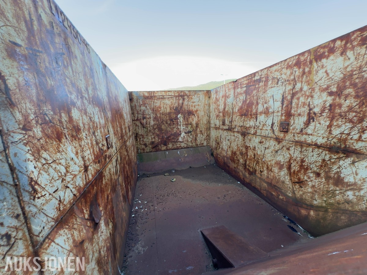 2 stk. 10 m³ avfallscontainer / Liftcontainer