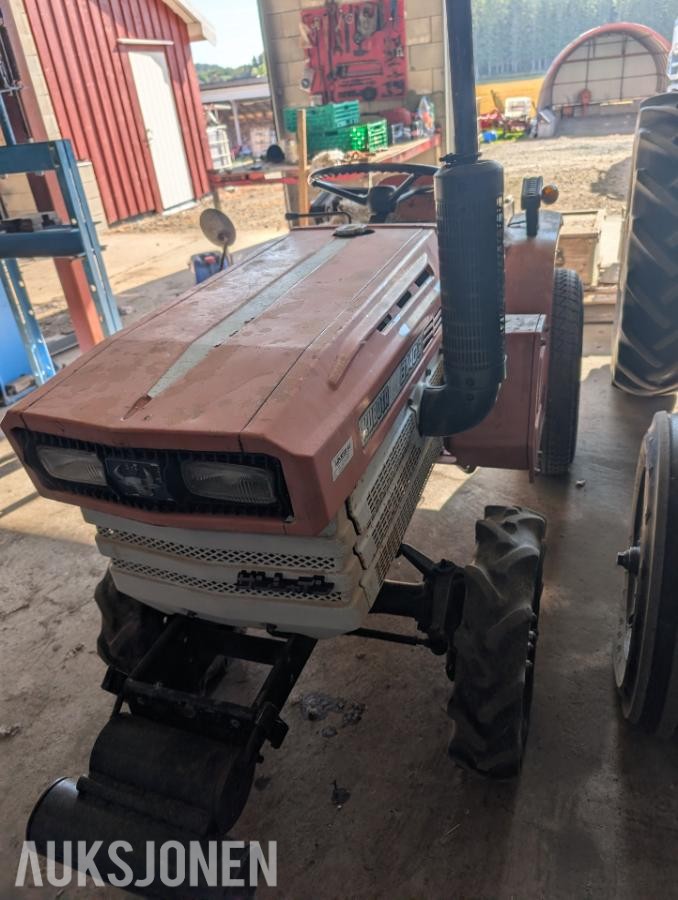 1990 Kubota B1400 traktor - mva fri