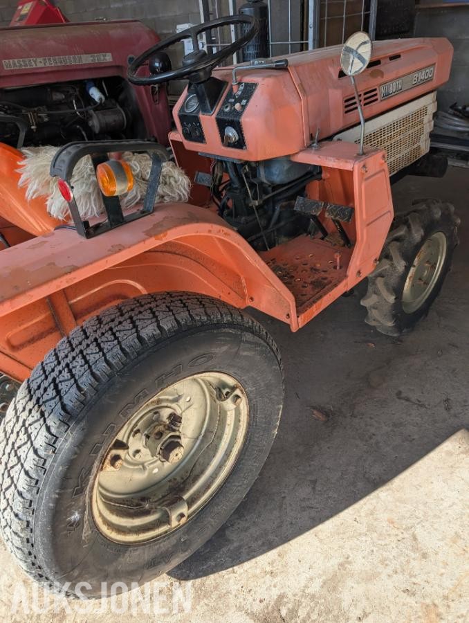 1990 Kubota B1400 traktor - mva fri