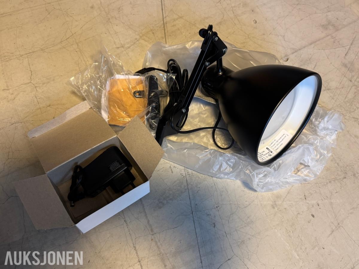 10 stk. Ubrukte Luxo L-1 LED vegglamper