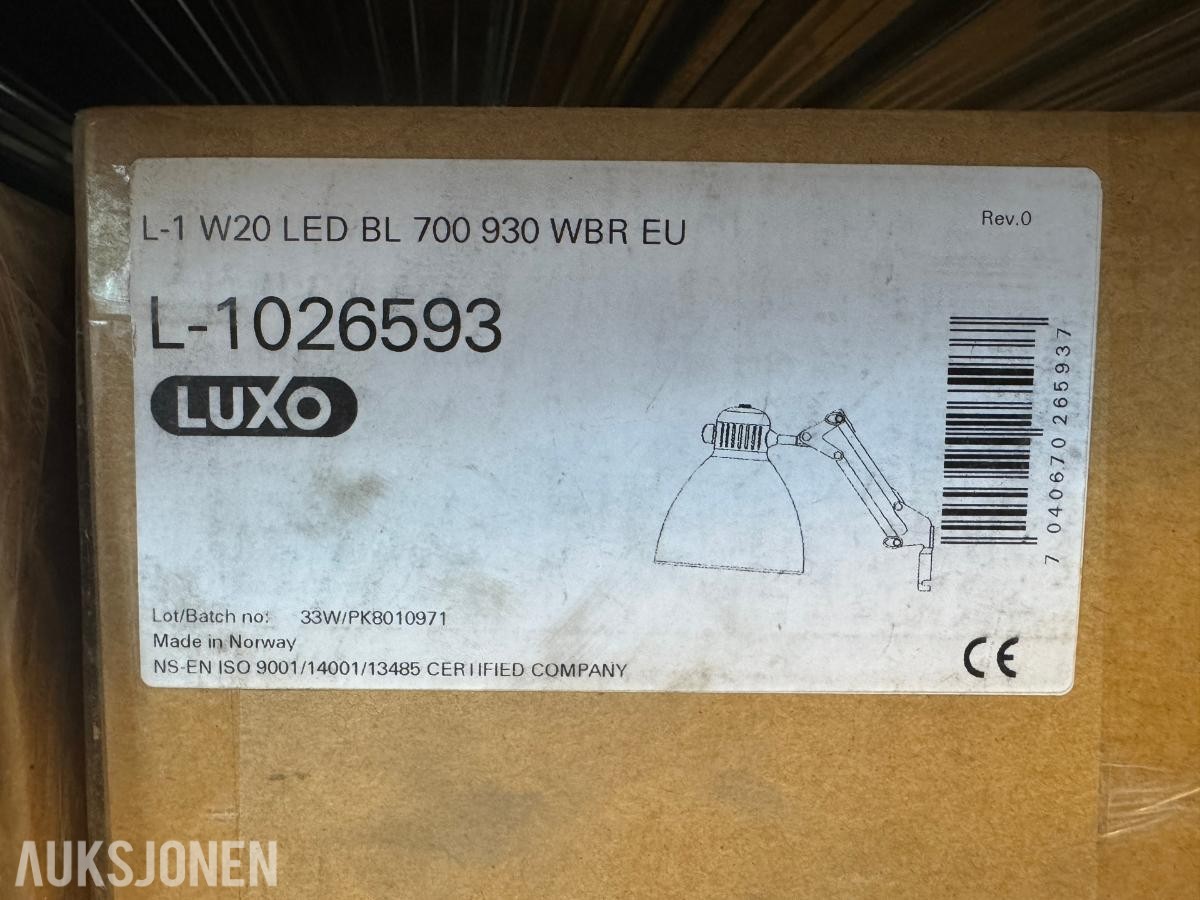 10 stk. Ubrukte Luxo L-1 LED vegglamper