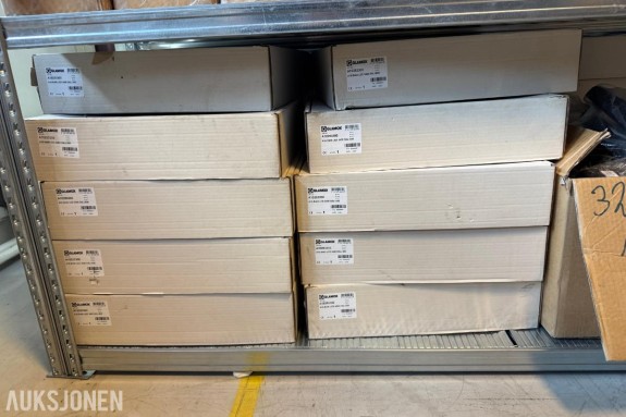 30 stk. ubrukte Glamox A10 S440 LED-lamper