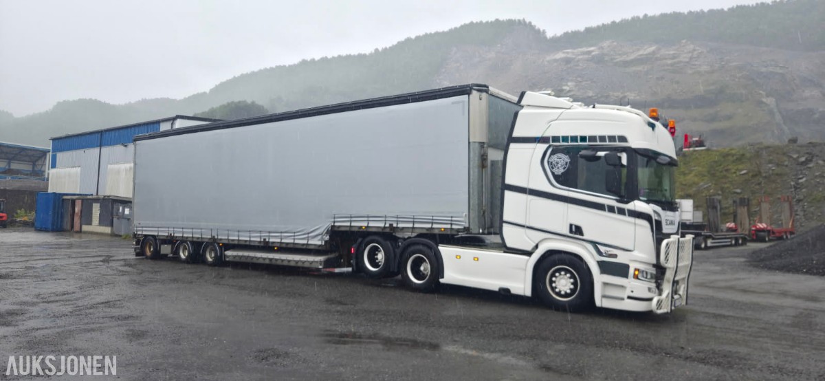2016 Sommer SPS270PR-CU NL semitrailer, kapelloppbygg, hevbart tak