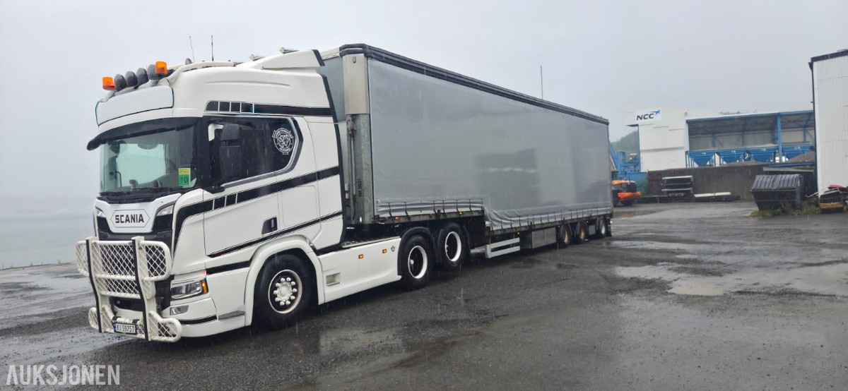 2016 Sommer SPS270PR-CU NL semitrailer, kapelloppbygg, hevbart tak