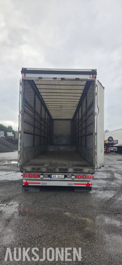 2016 Sommer SPS270PR-CU NL semitrailer, kapelloppbygg, hevbart tak