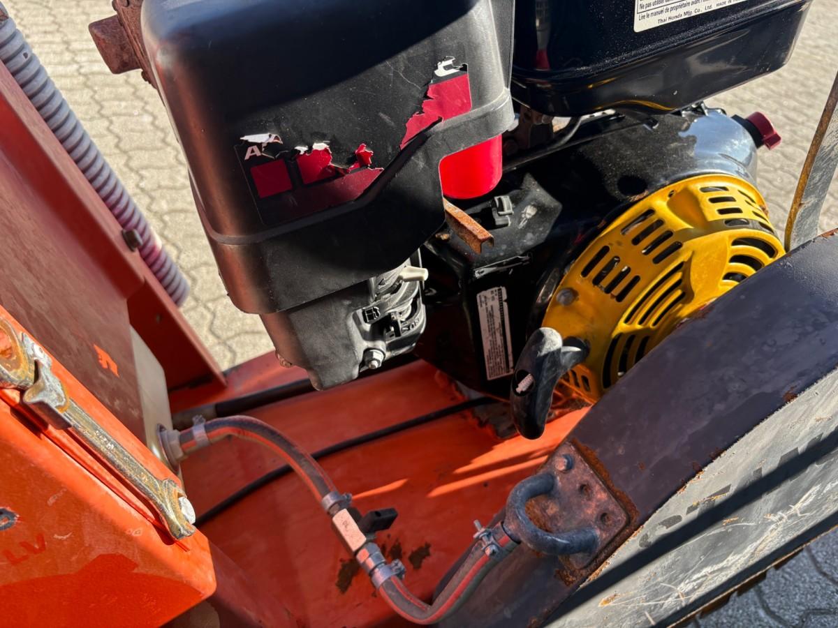 Husqvarna FS 400 LV bensindrevet betong/asfalt sag