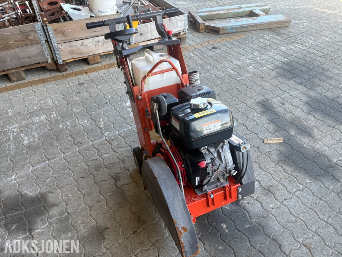 Husqvarna FS 400 LV, 2022-modell, bensindrevet betongsag/asfaltsag