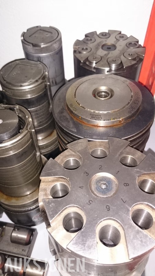 1996 LVD Delta 1250 LB CNC revolverstanse | Long Beam