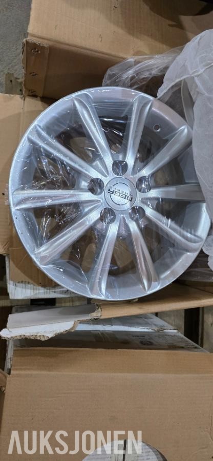 Mega Wheels Virgo Silver - Ny felg i eske 15"