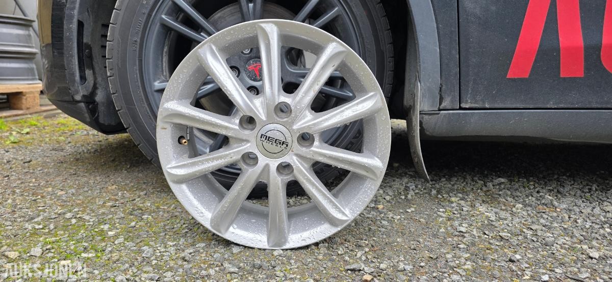 1 Mega Wheels Virgo Silver