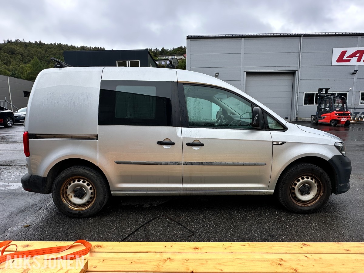 2018 Volkswagen CADDY 2.0 TDI 102HK HENGERFESTE TAKSTATIV