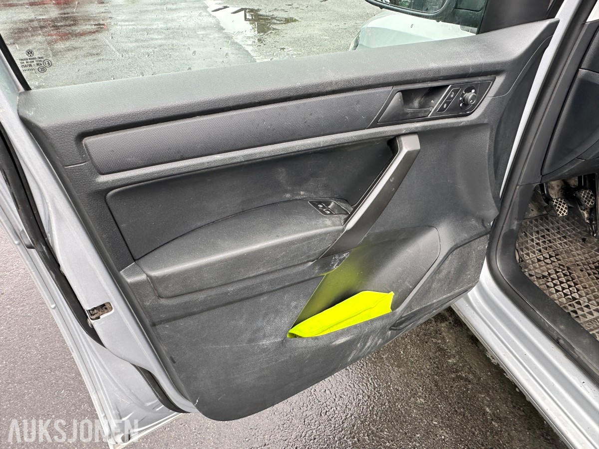 2018 Volkswagen CADDY 2.0 TDI 102HK HENGERFESTE TAKSTATIV