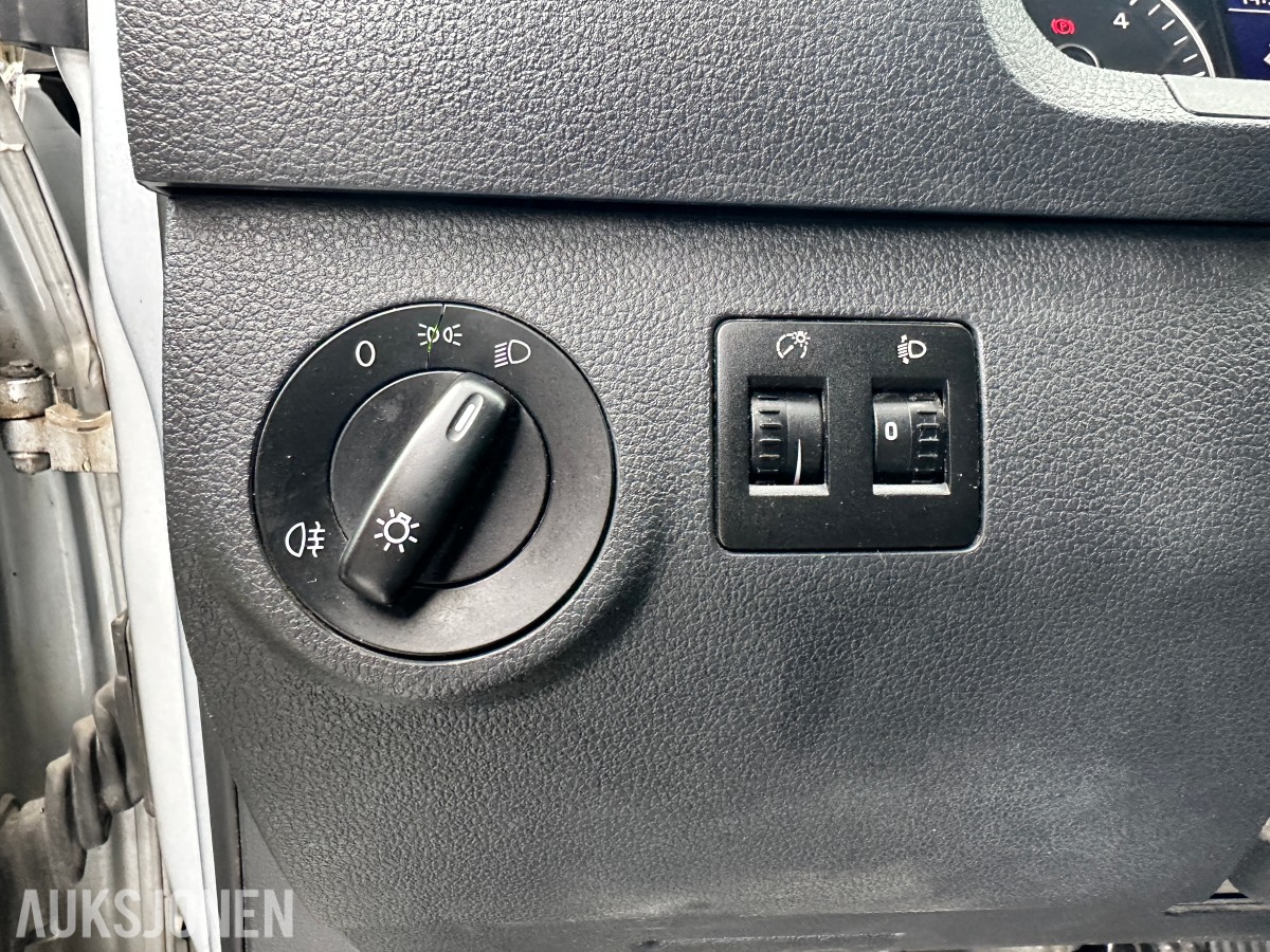 2018 Volkswagen CADDY 2.0 TDI 102HK HENGERFESTE TAKSTATIV