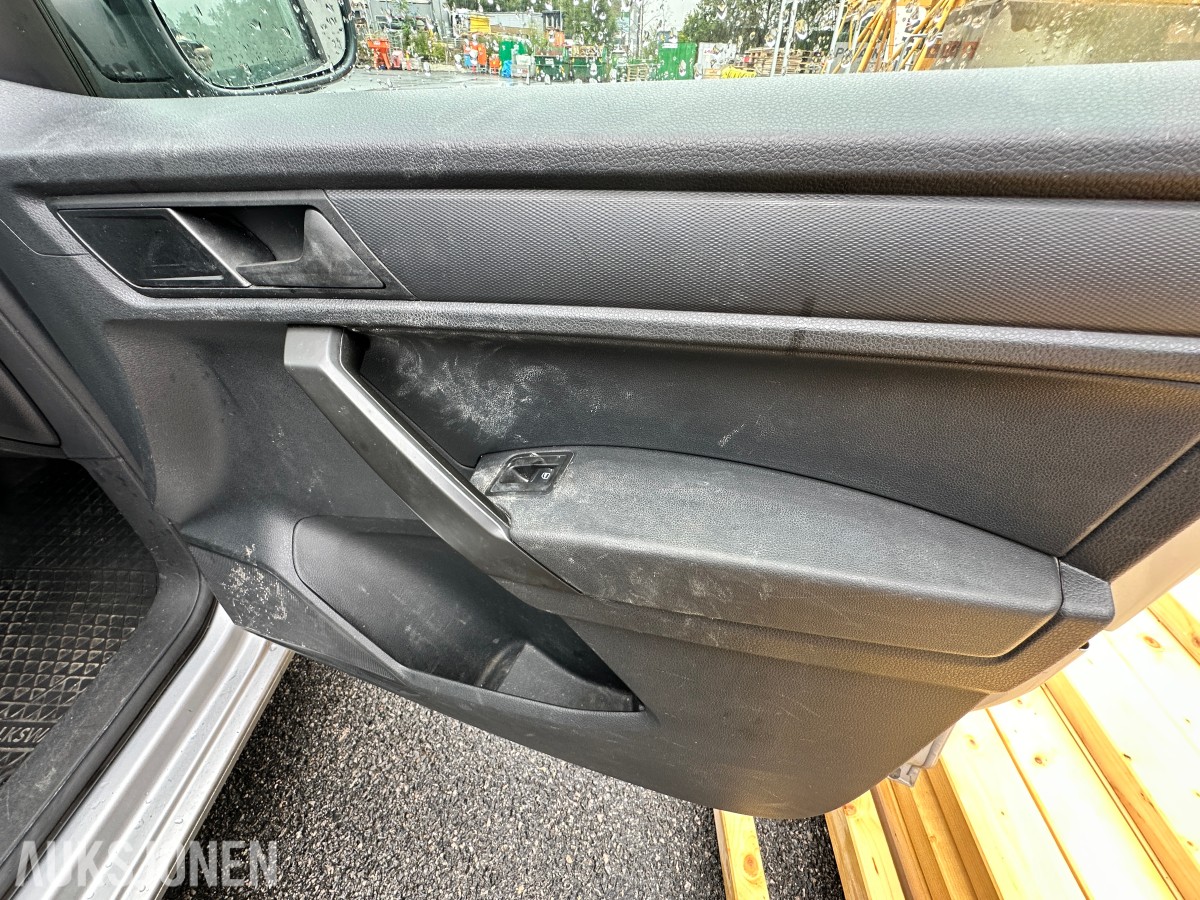 2018 Volkswagen CADDY 2.0 TDI 102HK HENGERFESTE TAKSTATIV