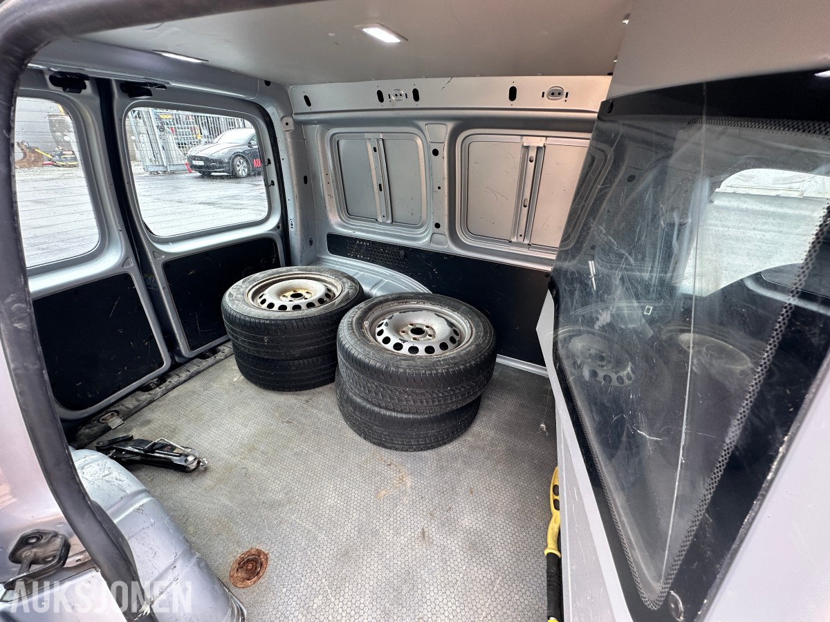 2018 Volkswagen CADDY 2.0 TDI 102HK HENGERFESTE TAKSTATIV