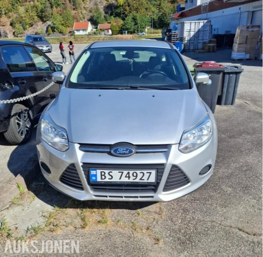 2013 Ford Focus 1.0 101hk hengerfeste s+v dekk eu ok 09.2027