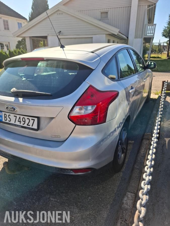 2013 Ford Focus 1.0 101hk hengerfeste s+v dekk eu ok 09.2027