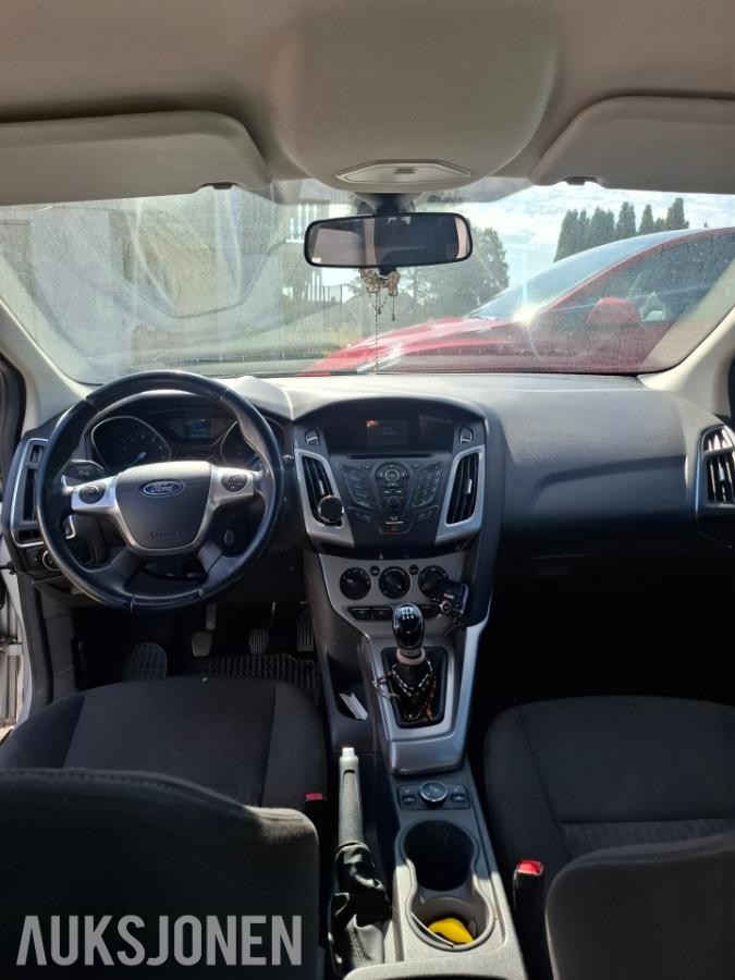 2013 Ford Focus 1.0 101hk hengerfeste s+v dekk eu ok 09.2027