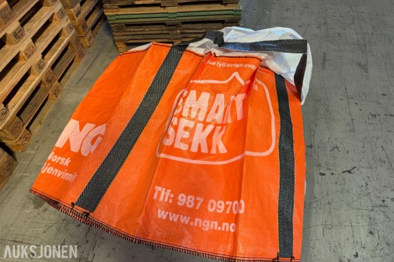 16 stk. storsekker med løftestropper ubrukte