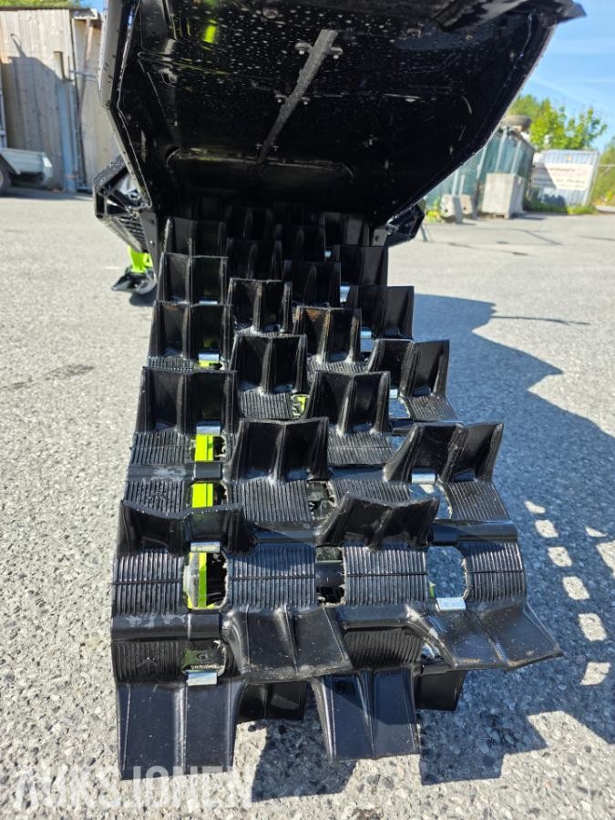 2024 Polaris 9R RMK Khaos Slash