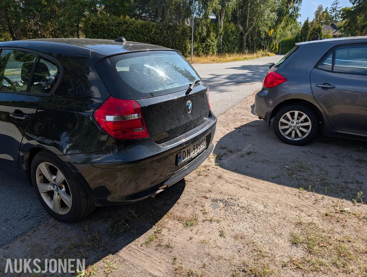 2011 BMW 1-serie, 118I 2.0, Delebil/reparasjonsobjekt