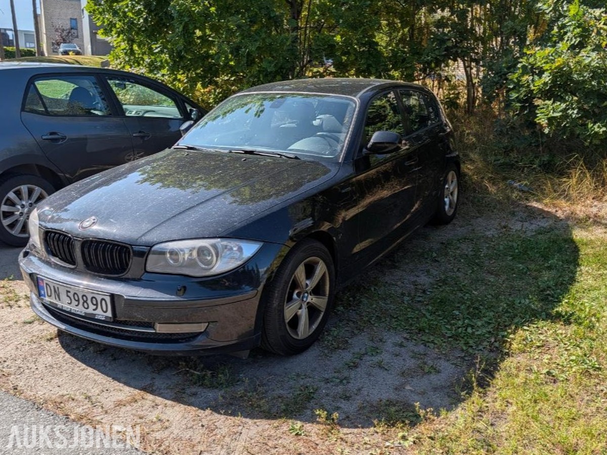 2011 BMW 1-serie, 118I 2.0, Delebil/reparasjonsobjekt