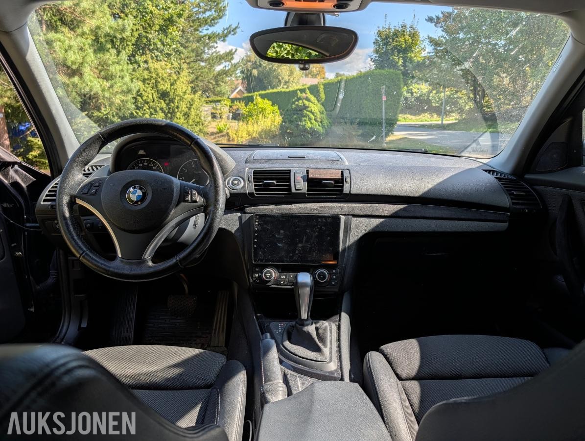 2011 BMW 1-serie, 118I 2.0, Delebil/reparasjonsobjekt