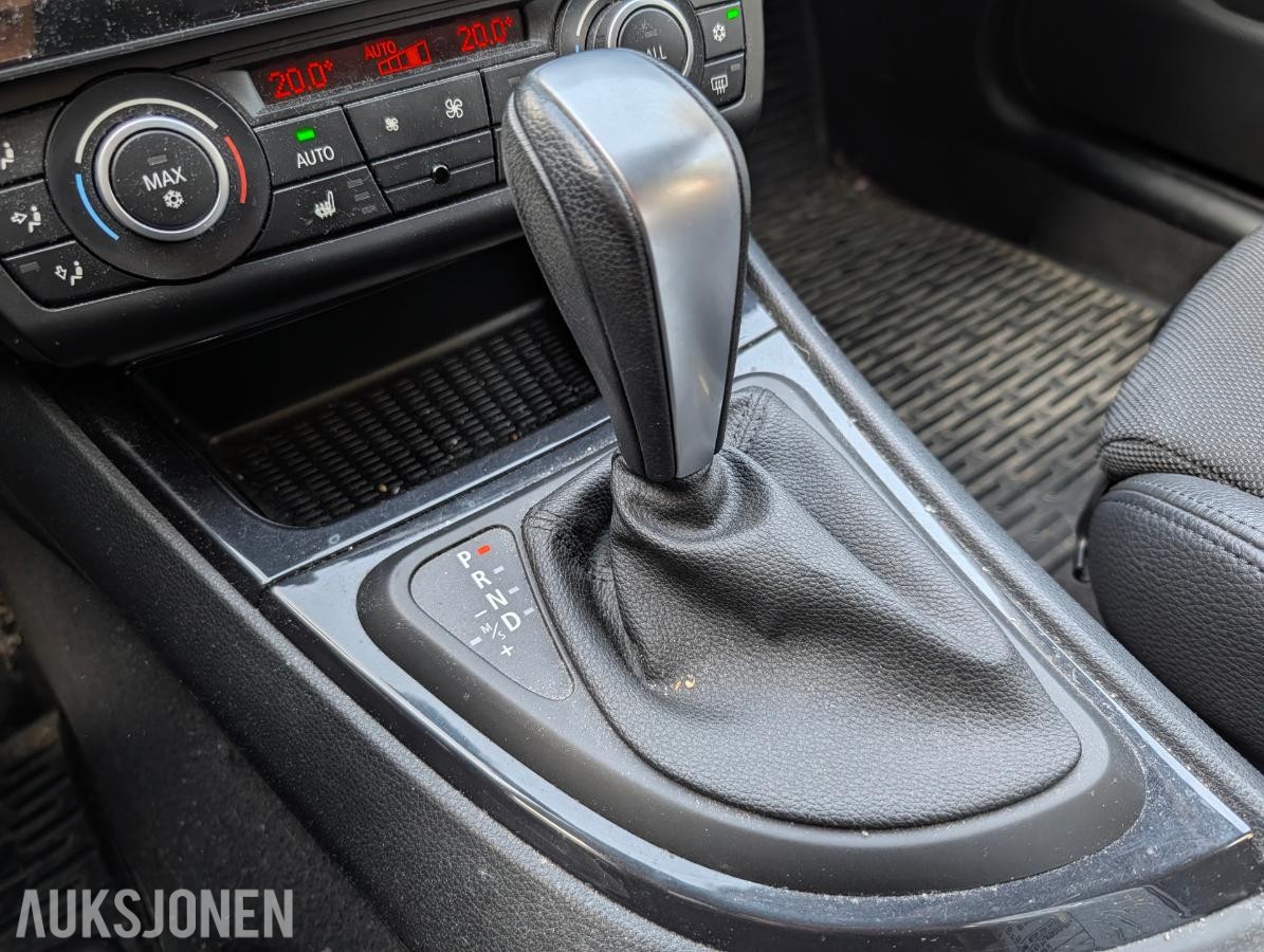 2011 BMW 1-serie, 118I 2.0, Delebil/reparasjonsobjekt