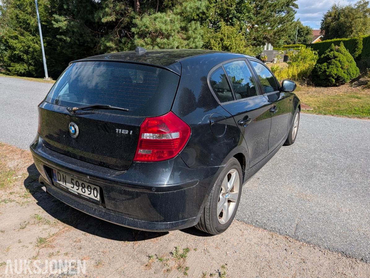2011 BMW 1-serie, 118I 2.0, Delebil/reparasjonsobjekt
