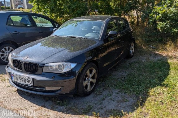 2011 BMW 1-serie, 118I 2.0, Delebil/reparasjonsobjekt