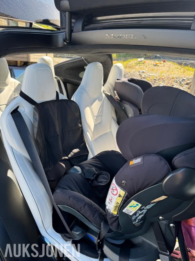 2017 Tesla MODEL X 193KW HENGERFESTE SOLTAK SKINN S+V DEKK 178280km