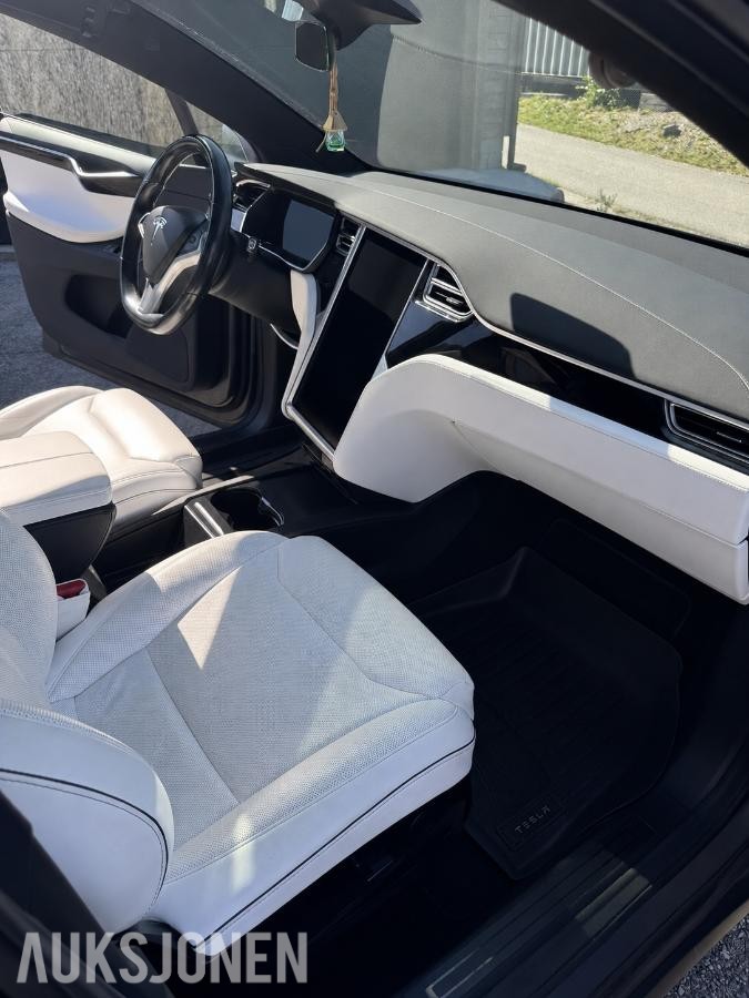 2017 Tesla MODEL X 193KW HENGERFESTE SOLTAK SKINN S+V DEKK 178280km