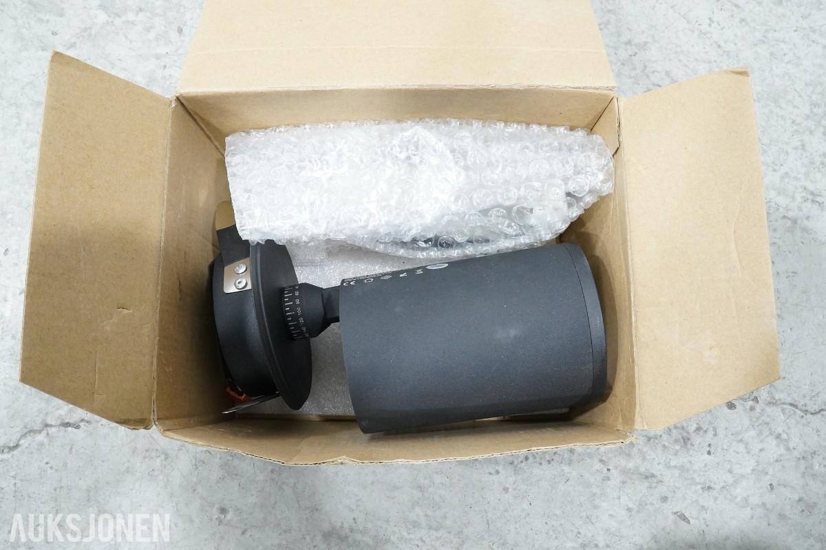 Større belysningsparti – DCW éditions, SG Armaturen, Equilight og Mean Well