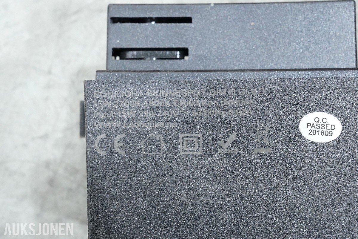 Større belysningsparti – DCW éditions, SG Armaturen, Equilight og Mean Well