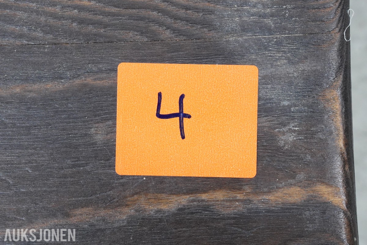 12 bord og 24 IKEA LÄCKÖ stoler