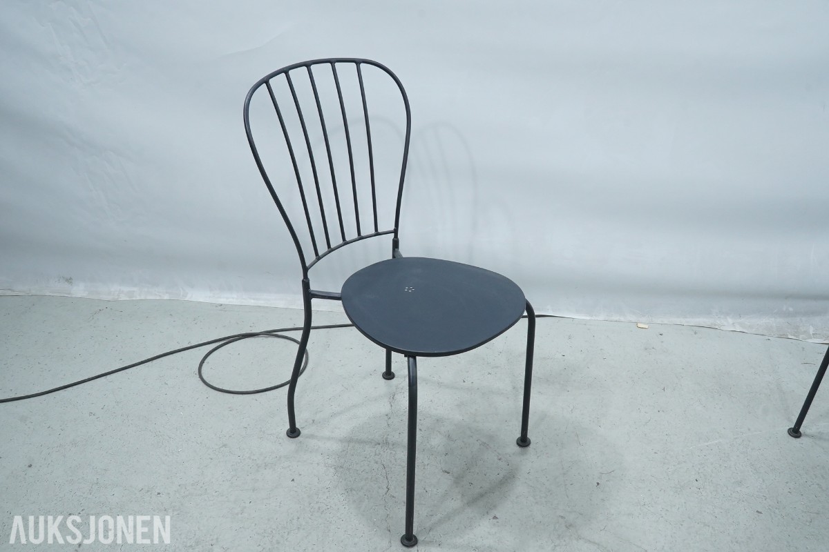 12 bord og 24 IKEA LÄCKÖ stoler