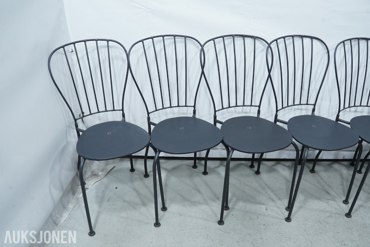 12 bord og 24 IKEA LÄCKÖ stoler
