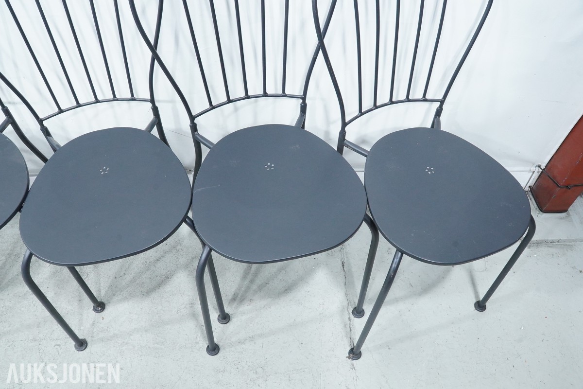 12 bord og 24 IKEA LÄCKÖ stoler