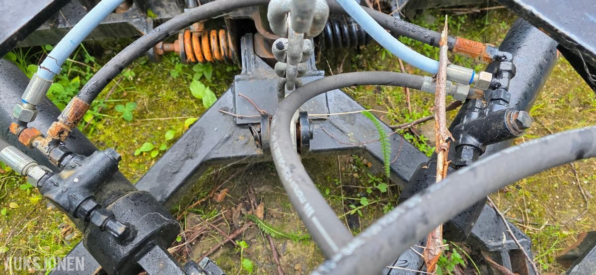 Hydraulisk diagonalblad - Snøskjær- Bm-Feste - Brøyteskjær 3.30 m.