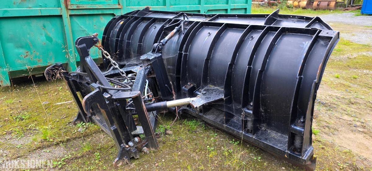 Hydraulisk diagonalblad - Snøskjær- Bm-Feste - Brøyteskjær 3.30 m.