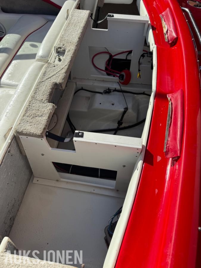 2002 Crownline 202 