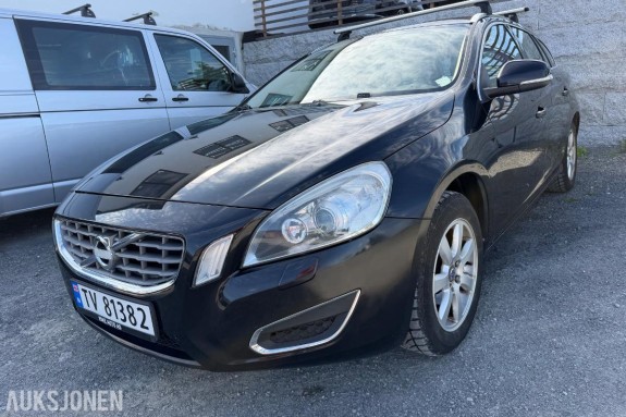 2011 Volvo V60 2.0 163hk s+v dekk eu ok 05.2027 motorvarmer