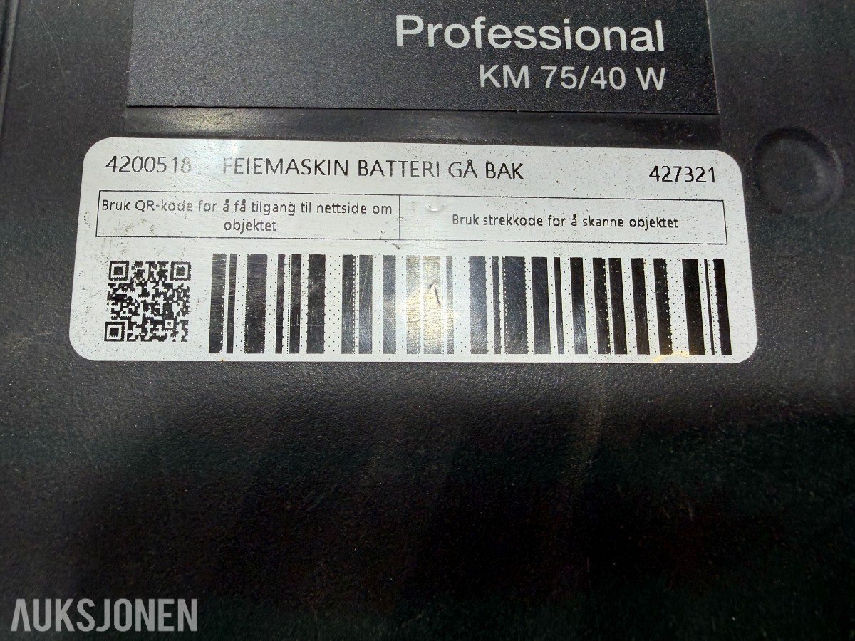 2017 Kärcher Professional KM 75/40 W Bp Pack batteridrevet feiemaskin