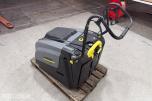 2017 Kärcher Professional KM 75/40 W Bp Pack batteridrevet feiemaskin