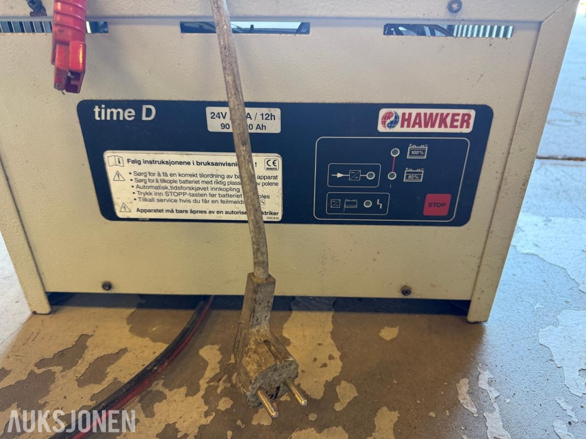 Nilfisk SR 1005 B feiemaskin med lader