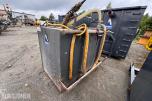 Vanntank 3,7 m³ med BM-feste og Dynaset HSP2600 hydraulisk vannpumpe